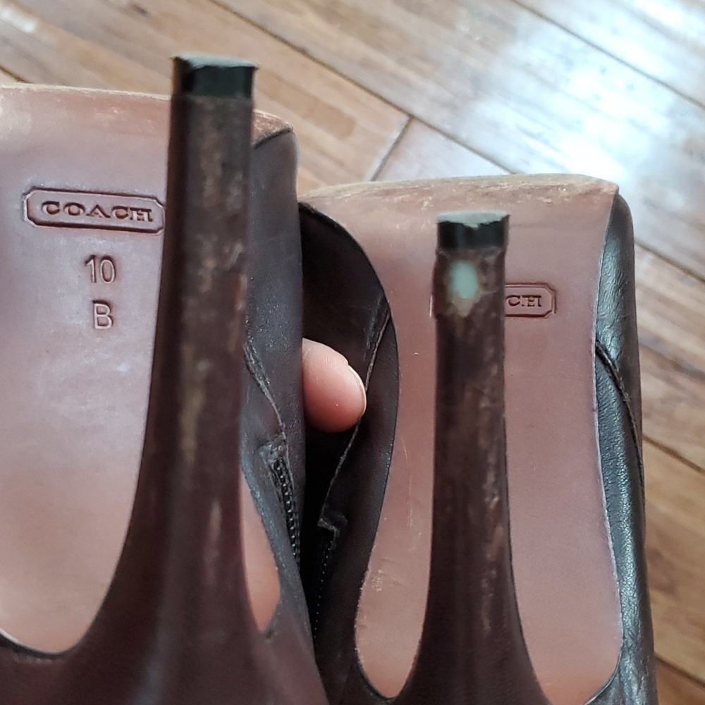 Coach Ugene high heel brown bootie - Picture 7 of 10